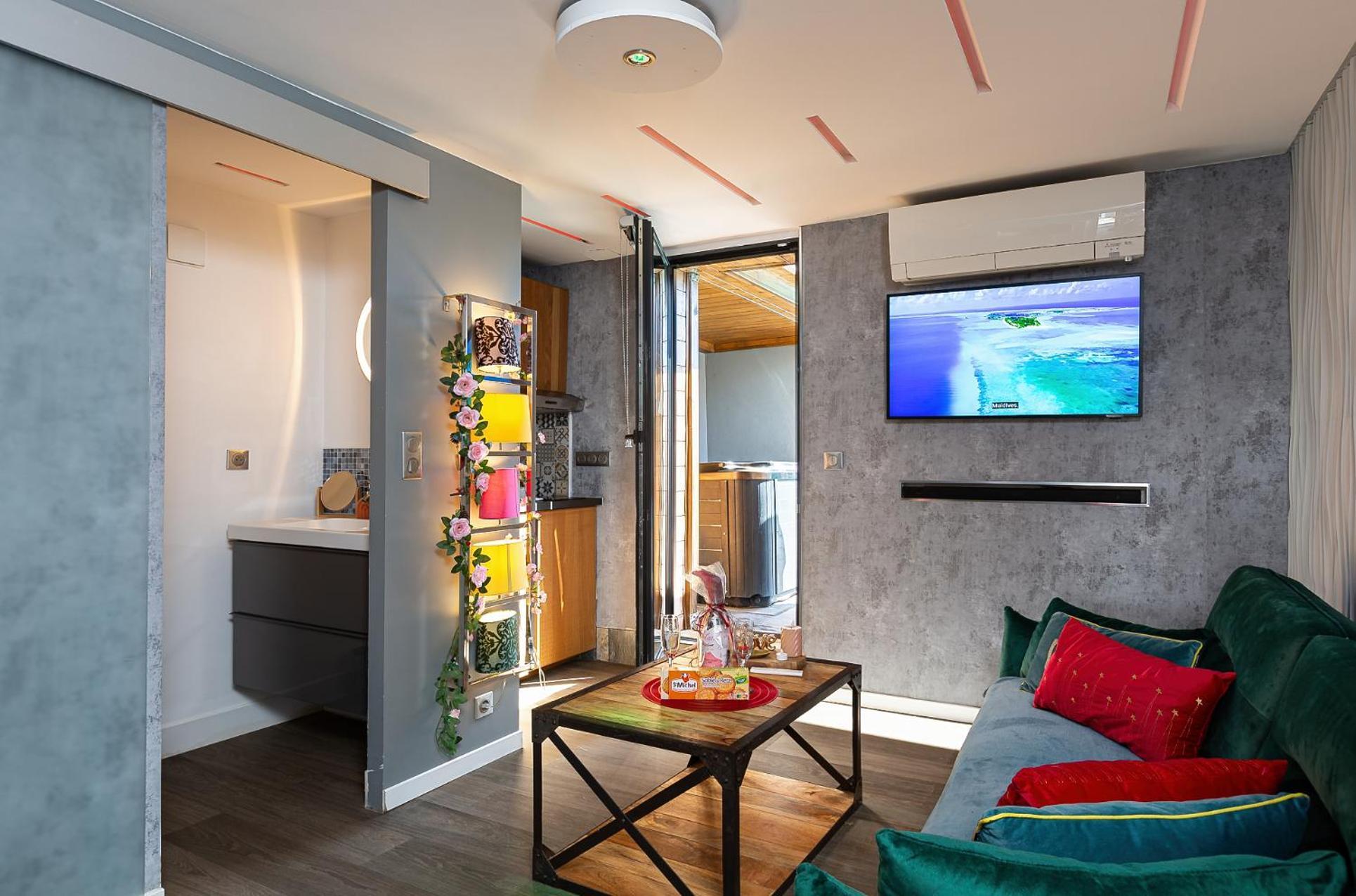 Gites Spa Strasbourg - Studio Romantique, Jacuzzi, Sauna, Terrasse Privee Furdenheim Exteriör bild
